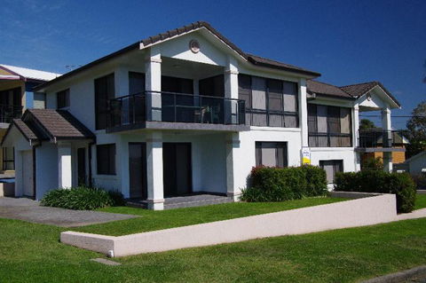Dolphin Court 2 1 Gowing Street - Getaway Accommodation 1