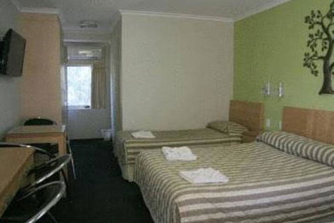 Queensgate Motel - Getaway Accommodation 1