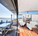 One Mile Cl Townhouse 22 26 The Deckhouse - Getaway Accommodation