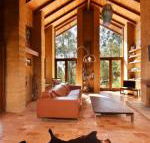 Corymbia Cottage unique quirky private a guest favourite - Getaway Accommodation