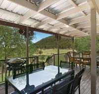 Rosamund House in Broke 4br House in walking distance to Cellar Doors - Getaway Accommodation