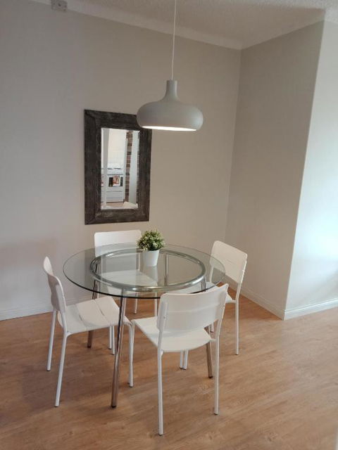 Hurstville Home With A View Comfort & Style - Getaway Accommodation 3