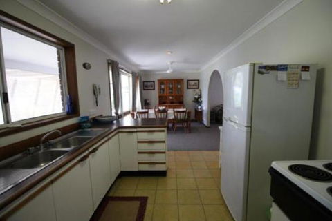 Gerrys Waterfront - Getaway Accommodation 4