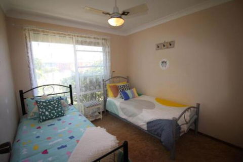 Gerrys Waterfront - Getaway Accommodation 2