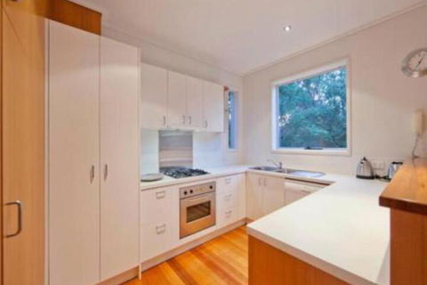 Coastal Calm Sorrento - Getaway Accommodation 0
