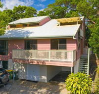 Straddie House - Getaway Accommodation