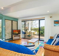 Straddie Beach House 3 - Getaway Accommodation
