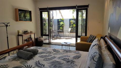 The Courtyard - Getaway Accommodation 6
