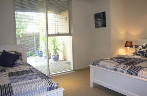 Lonsdale Shores - Getaway Accommodation 1
