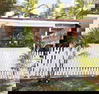 Bongaree Ocean Villa - Getaway Accommodation