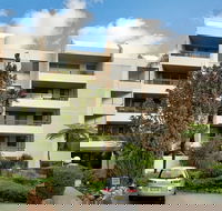 Newly Renovate Immaculate Cremorne One Bedroom Apartment CREM4 - Getaway Accommodation