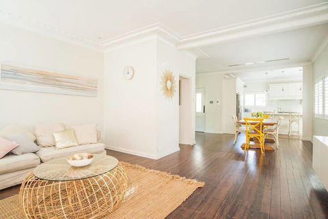 Ultimate Sandringham Beach Front Luxury House - Getaway Accommodation 5