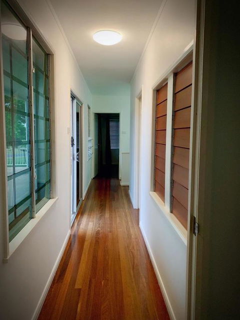 Holiday Rental Huge House With Beach Views - Getaway Accommodation 2