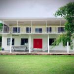 Holiday Rental Huge House With Beach Views - Getaway Accommodation 0