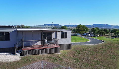 Lake Callide Retreat - Getaway Accommodation 1