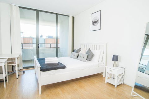 Stylish And Minimalism Apartment In North Ryde - Getaway Accommodation 2
