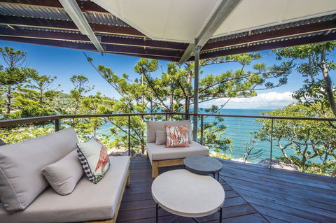 Headland House - Getaway Accommodation 6