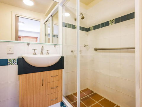 Riverview Apartments 1.3 - Getaway Accommodation 4