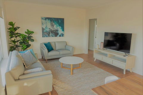 Henley Beach South Amazing Views Huge Private Balcony! - Getaway Accommodation 4
