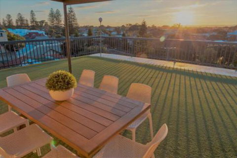 Henley Beach South Amazing Views Huge Private Balcony! - Getaway Accommodation 0