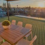 Henley Beach South Amazing Views Huge Private Balcony! - Getaway Accommodation 1