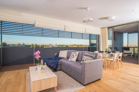 Peak East 2bed2bath APT @ryde SO Relaxing - Getaway Accommodation 3