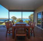 Waterfront on Osprey - Getaway Accommodation