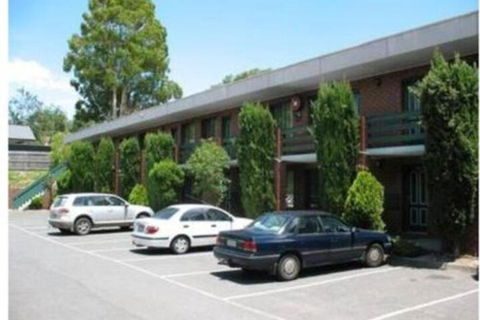 Classic Queen Room 2 In Oakleigh - Getaway Accommodation 3