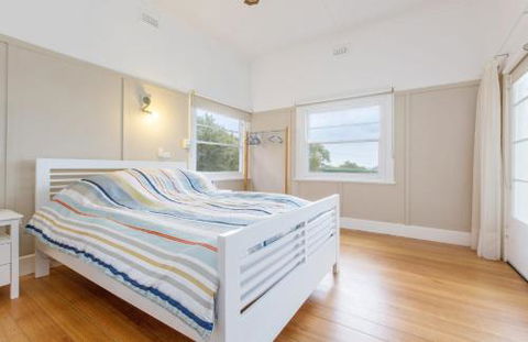 BEACHSIDE GETAWAY DROMANA - Getaway Accommodation 3