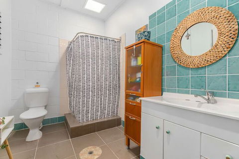 BEACH RETREAT - Getaway Accommodation 5