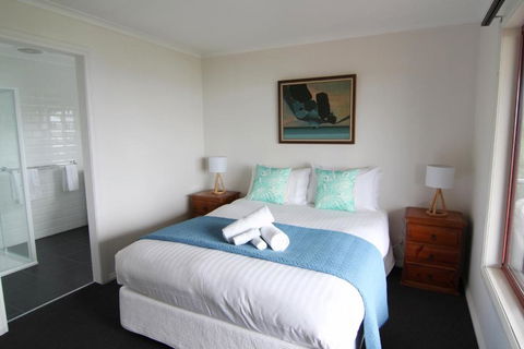 DOLPHIN LOOKOUT COTTAGE Amazing Views Of The Bay Of Fires - Getaway Accommodation 2