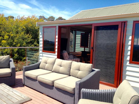 DOLPHIN LOOKOUT COTTAGE Amazing Views Of The Bay Of Fires - Getaway Accommodation 4