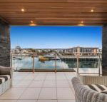 Monte Carlo Living at Martha Cove - Getaway Accommodation