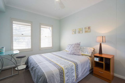 Home Away From Home Parramatta - Getaway Accommodation 5