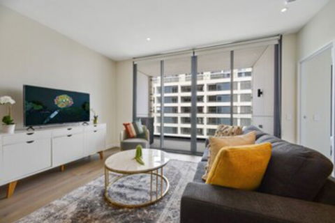 HomeHotel Luxurious High Rise Apt - Getaway Accommodation 0