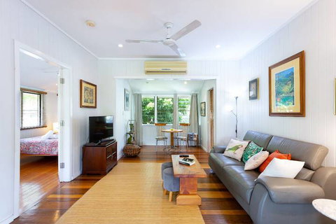 Edenvale Cottage In Beautiful Tropical - Getaway Accommodation 5