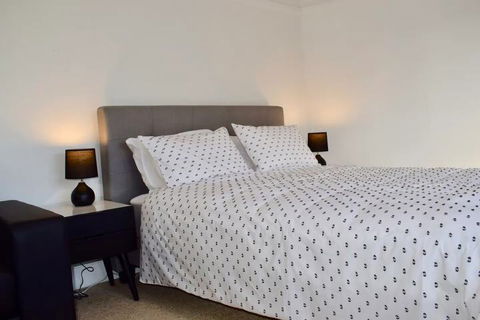 Homy Apartment In Trendy Haberfield - Getaway Accommodation 1