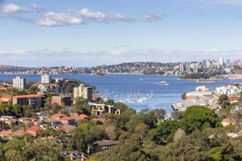 2 Bdrm North Sydney With Harbour Views - Getaway Accommodation 0