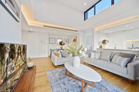 HomeHotel Luxurious Immaculate 3 Bed Apt - Getaway Accommodation 7