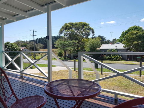 Fish Creek Alkira Accommodation - Getaway Accommodation 6