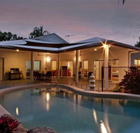 CRISTAL at CLIFTON BEACH - Getaway Accommodation