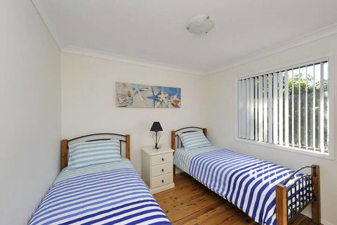 Horace St. 85 Shoal Bay - Getaway Accommodation 4