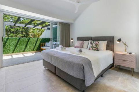 Hidden Treasure Little Cove - Getaway Accommodation 2