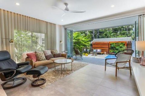 Hidden Treasure Little Cove - Getaway Accommodation 6