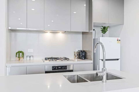 HomeHotel Luxury Apt With Shopping Mall Downstairs - Getaway Accommodation 7