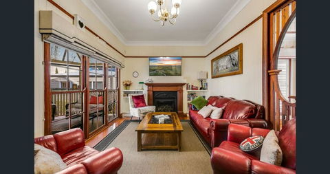 Bannockburn Cottage East Toowoomba - Getaway Accommodation 2