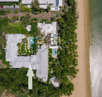 Belle Escapes - Poolside Apartment Alamanda Beachfront Resort 54 - Getaway Accommodation
