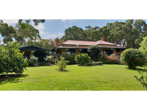 Ripplebrook Cottage - Getaway Accommodation 5