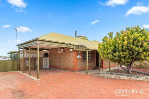 Reef & Vines Port Noarlunga - Getaway Accommodation 2