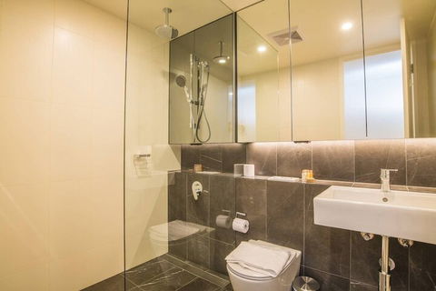 Modern 2bed2bath APT At Neutral Bayparking+wifi - Getaway Accommodation 5
